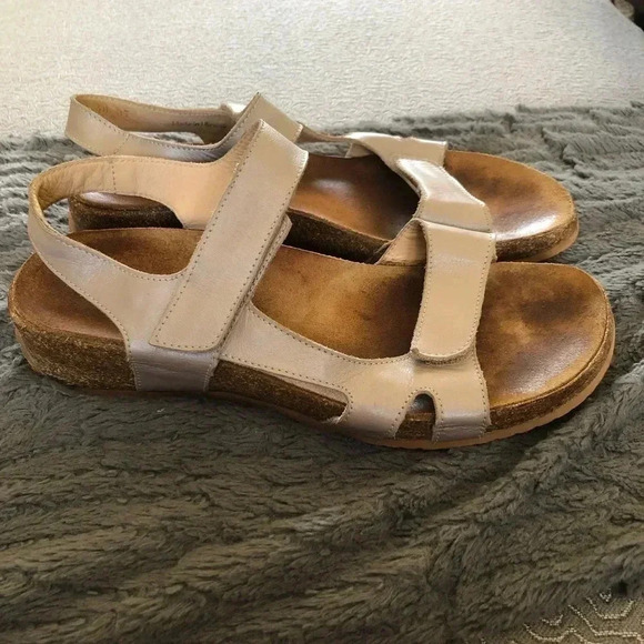 Haflinger Cork Footbed Leather Nude Pink Sandals Open Toe Flat: 40 - Picture 3 of 10